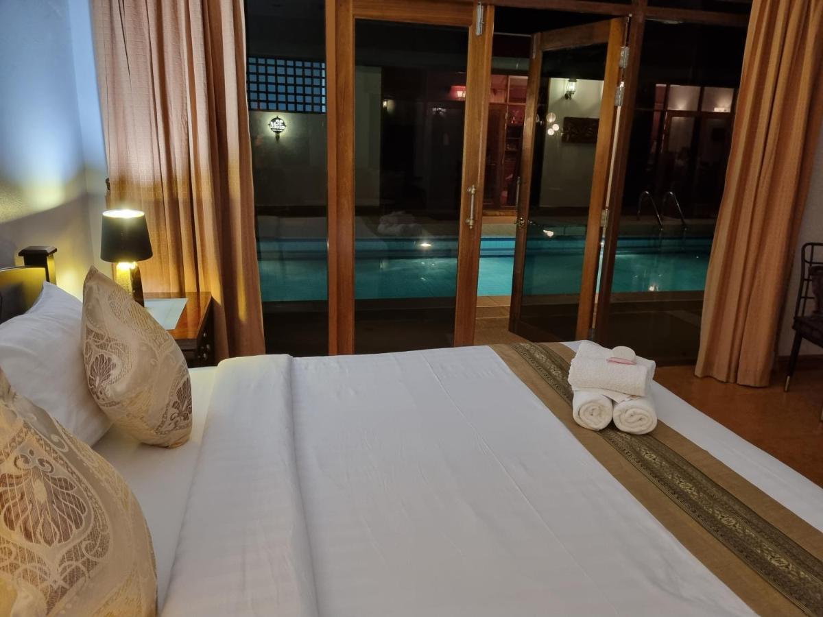 Hotel Meyers HHQ Zewnętrze zdjęcie