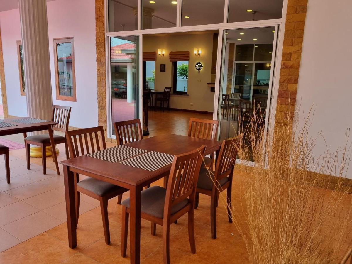 Hotel Meyers HHQ Zewnętrze zdjęcie